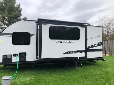 Perfect Family Get-Away 2021 Wolf Pup 17JG with Bunks Towable trailer in Fitchburg