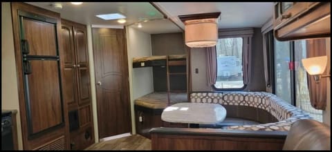 2017 Heartland North Trail 28DBSS King Towable trailer in Westville
