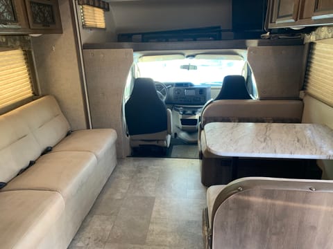 2018 Coachmen RV Freelander 31BH Ford 450 Fahrzeug in Farmington