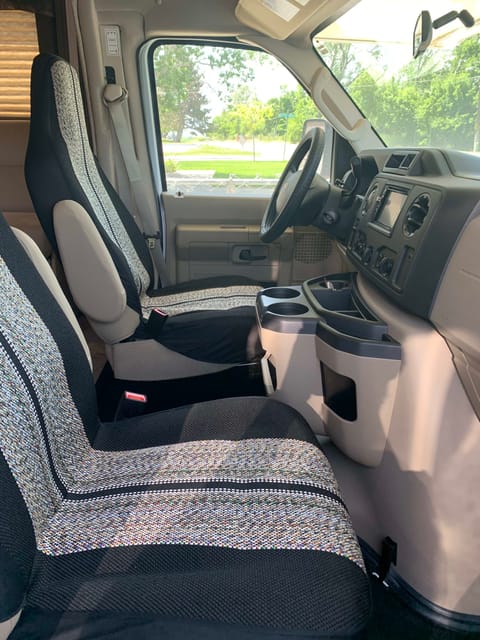 2018 Coachmen RV Freelander 31BH Ford 450 Veicolo da guidare in Farmington
