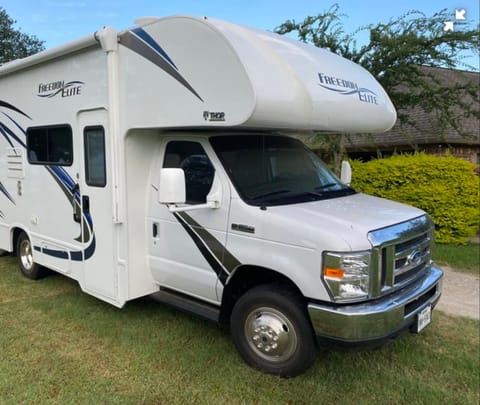 Tour New England in a 2019 Thor Freedom Elite 22FE Drivable vehicle in Augusta
