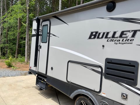Great Family RV in Excellent Condition Towable trailer in Concord