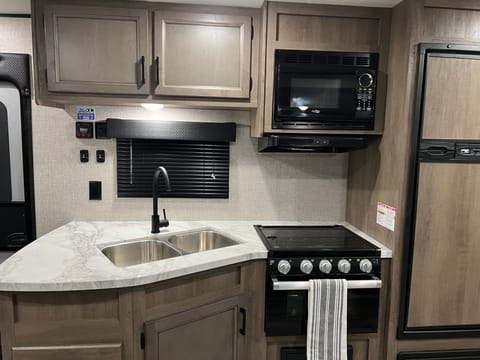 2022 Jayco Jay Flight SLX 8 267BHS Towable trailer in Chino