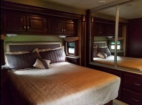 2012 Thor Motor Coach Daybreak 34SD Veicolo da guidare in Rochester