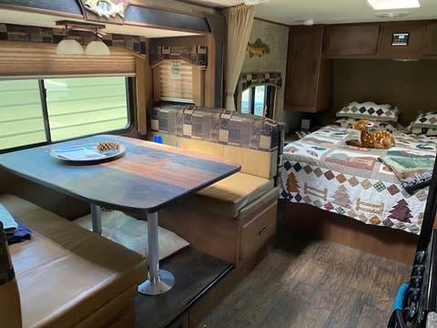 outdoor rv creek side mountain series 21RBS Towable trailer in Wheat Ridge