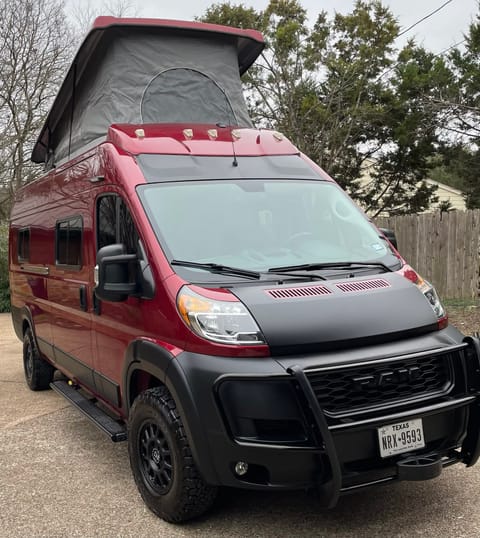 Customized 2021 Winnebago Solis 59PX Campervan in Lake Austin