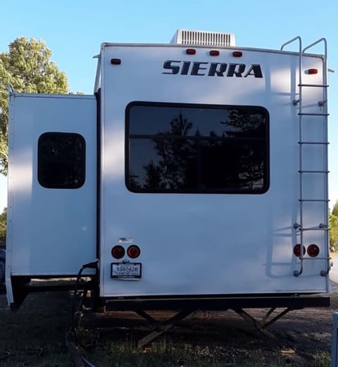 Forest River Sierra “Let’s get camping” Towable trailer in Hilton Head Island