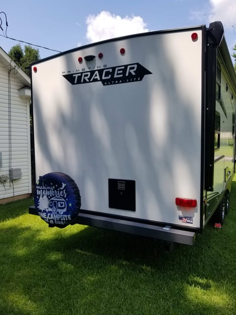 2022 Prime Time RV Tracer 24DBS Towable trailer in Logan Martin Lake