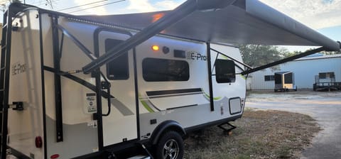 2022 Flagstaff E-Pro 19FBS Pet Friendly Towable trailer in Boerne