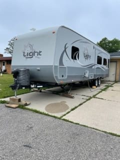 2016 Highland Ridge RV Open Range Light LT272RLS Towable trailer in Gaylord