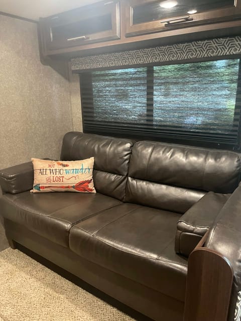 2020 Jayco Jay Flight SLX 8 284BHS Delivery Only Towable trailer in Pelham