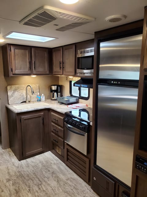 2018 KZ Connect C261RB Towable trailer in Greenwood Village