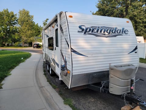 Smooth Tow/Sleeps 7 - Keystone RV Springdale SRT Towable trailer in Garden City