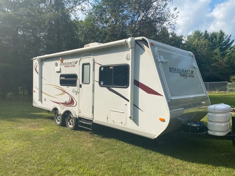 2013 Starcraft Travel Star 229TB Ziehbarer Anhänger in Rhinelander