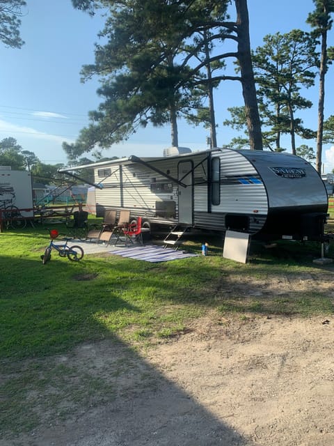 Home away from home! Towable trailer in Dover