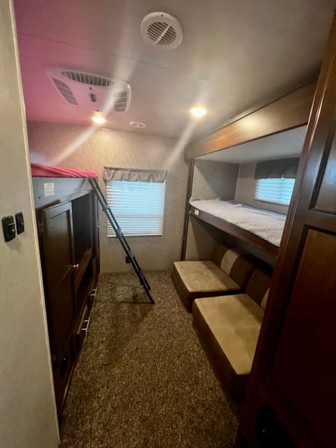2019 Heartland Mallard M32 Towable trailer in Suffolk