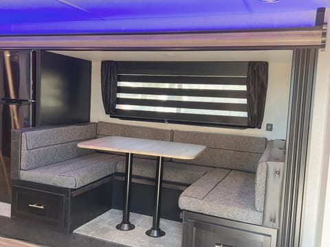 2022 Jayco Greyhawk 26Y Towable trailer in Rialto