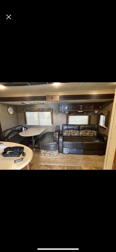 2016 Coachman Freedom express Liberty  Edition Towable trailer in Des Moines