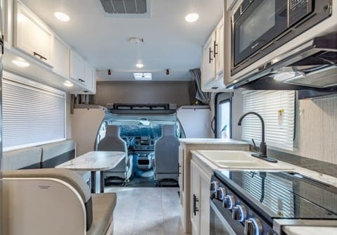 2021 clean, modern, C-Class rv easier to park Drivable vehicle in Happy Valley