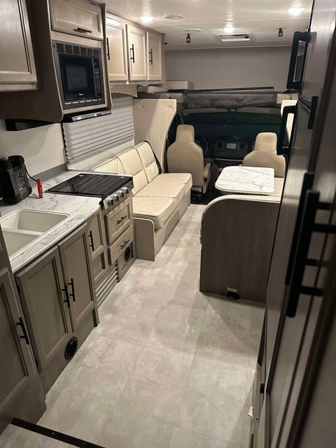 2020 Coachmen RV Freelander 26RS Ford 350 Drivable vehicle in Butler