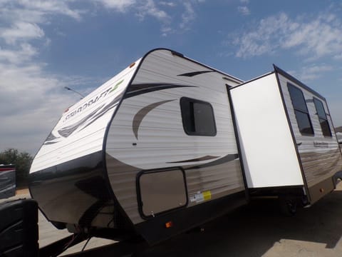 2021 Starcraft Autumn Ridge 26BHS Towable trailer in Tehachapi