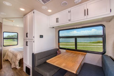 ***JUST RENOVATED RV ***  A Campers Dream!!! Drivable vehicle in Lakewood