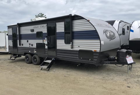 Family-Friendly Camper in Colorado Towable trailer in Brighton