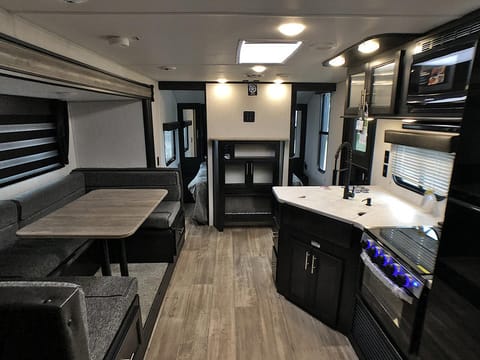 Family-Friendly Camper in Colorado Towable trailer in Brighton