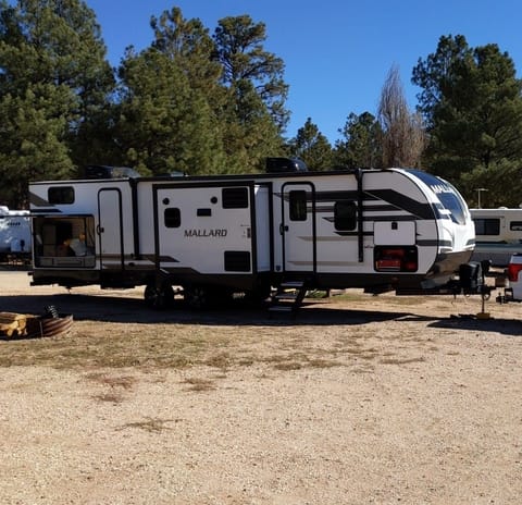 Camper rental delivery near Beaufort County, SC Towable trailer in Bluffton