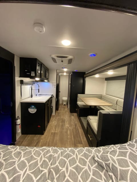 2022 model Spacious Floorplan road-trip worthy Pup Towable trailer in Eastvale