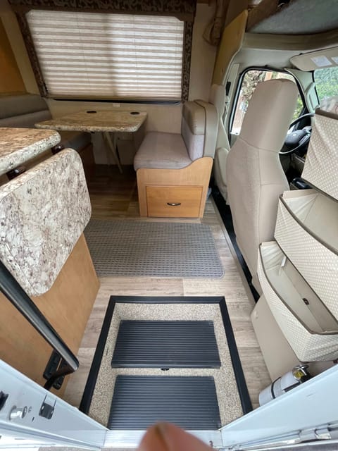 2018 Thor Motor Coach Four Winds 29G Drivable vehicle in Rancho Penasquitos