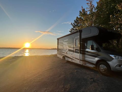 "The Family Memory Maker" 2022 Forest River RV Sunseeker MBS 2400B Drivable vehicle in Hattiesburg