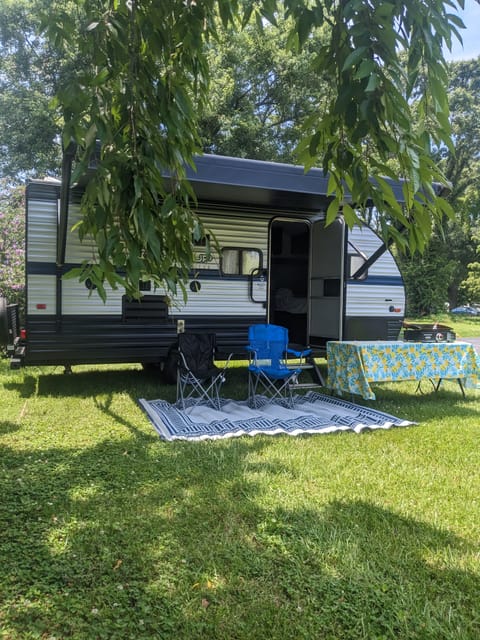 2019 Wolf Pup 16BHS Towable trailer in Hickory