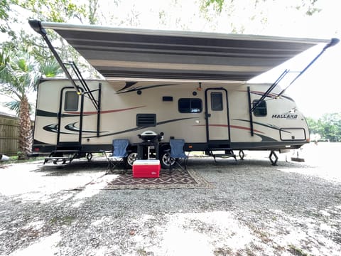 MIGHTY - 2015 Heartland Mallard 29 Towable trailer in Port Orange