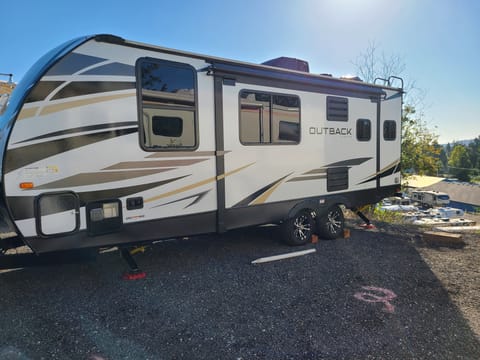 Couples Retreat RV in the OUTBACK! Towable trailer in Gig Harbor