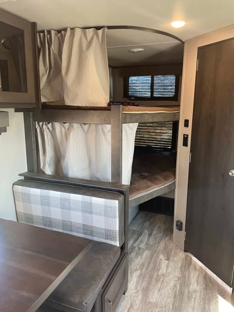 2020 Grand Design Transcend Xplor 261BH Towable trailer in Rapid City