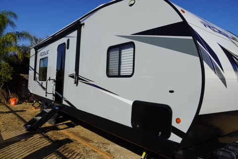 2021 Forest River RV Vengeance Rogue 26VKS Towable trailer in Manteca