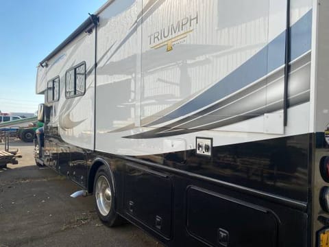 2021 NeXus RV Triumph Super C 32TSC Drivable vehicle in Boise