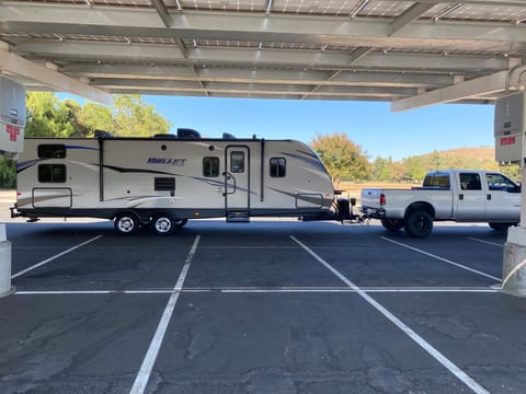 2019 Keystone RV Bullet 287QBSWE Towable trailer in Thousand Oaks