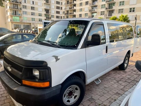 2008 Chevrolet Express Express camper Campervan in Lauderdale-by-the-Sea