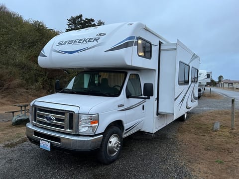 2020 Forest River RV Sunseeker LE 2850SLE Ford Drivable vehicle in Oak Harbor