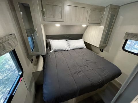 2022 Bunkhouse Great for Groups and Families! Tráiler remolcable in Gilbert