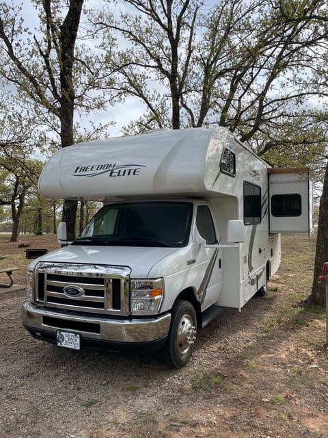 2019 Thor Motors 24ft. Very clean, low miles Drivable vehicle in Edmond