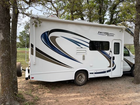 2019 Thor Motors 24ft. Very clean, low miles Drivable vehicle in Edmond