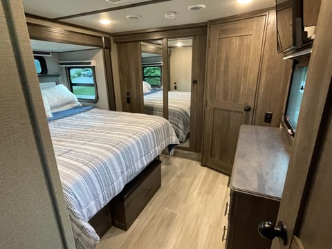 2021 Grand Design Solitude 377MBS Towable trailer in Twin Lake