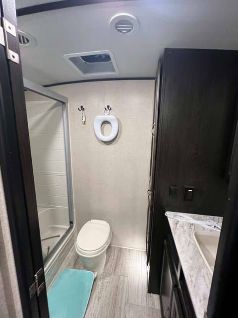 2019 Coachmen RV Spirit Ultra Lite 2758RB Towable trailer in Kernersville