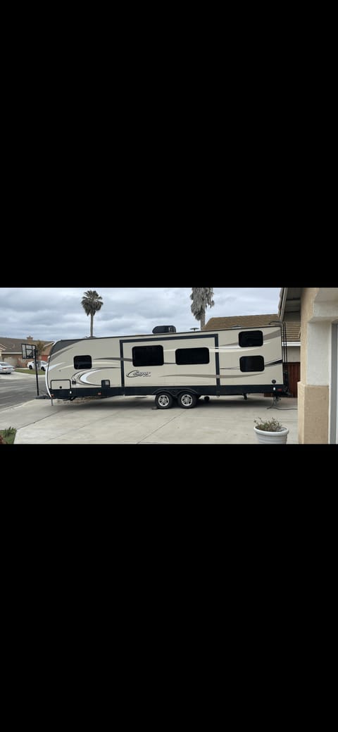 2017 Keystone RV Cougar Half-Ton Series 29BHSWE Towable trailer in Oceanside