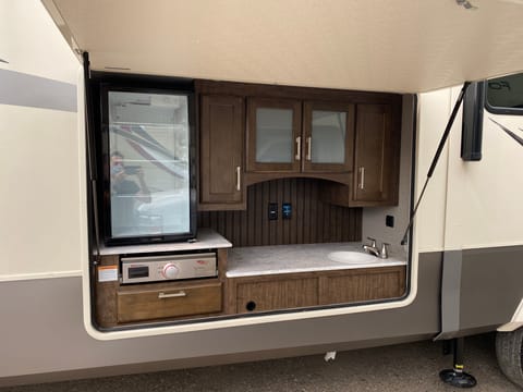2020 Grand Design Solitude 3950BH Towable trailer in North Highlands