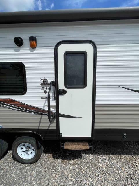 2018 Starcraft Autumn Ridge Outfitter 26BH Towable trailer in Edmond