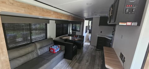 2022 Keystone RV Springdale 280BH Towable trailer in Visalia